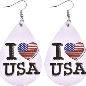 Patriotic beautiful  I ❤️ USA Teardrop earrings.